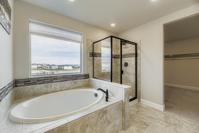 Building Photo - 18281 Grosbeak Pl