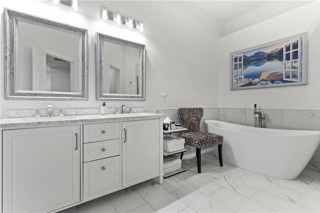 Building Photo - 2086 Cobblestone Cir NE