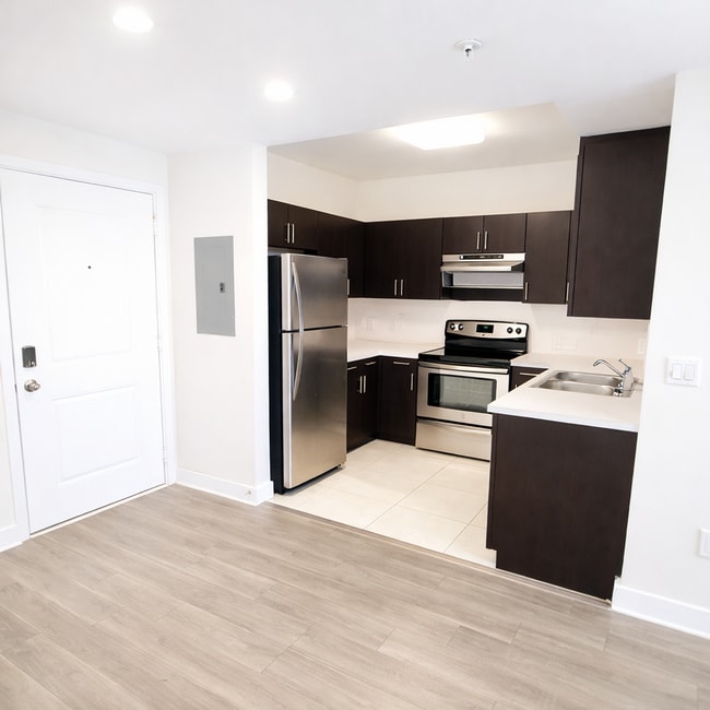 Interior Photo - 401 SW 17 th Ave, Miami, 33135