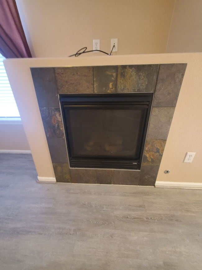 Building Photo - Spacious 2B/2B Main Level Condo With Garage NOW AVAILABLE