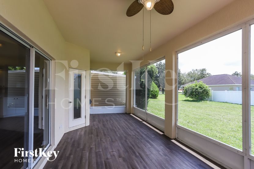 Building Photo - 6346 35th Ave Cir E