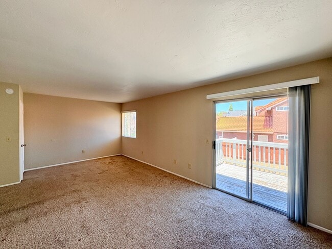 Building Photo - 4 Bedroom House Corner Lot