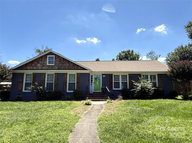Primary Photo - 6030 Craftsbury Dr