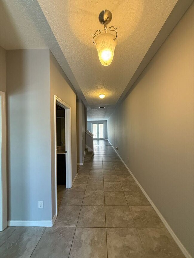 Building Photo - 7681 Ripplepointe Way