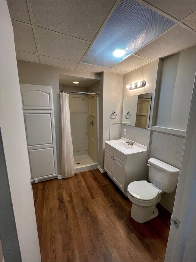 Building Photo - 2525 N Bleckley St