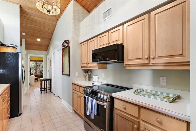 Building Photo - 162 Sea Hammock Way
