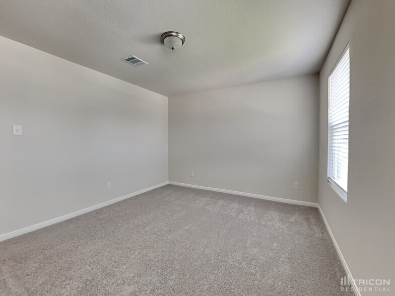 Building Photo - 15547 Taylorcrest Dr