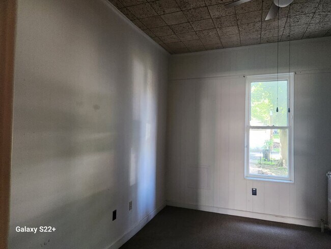 Building Photo - 2526 Broad Ave