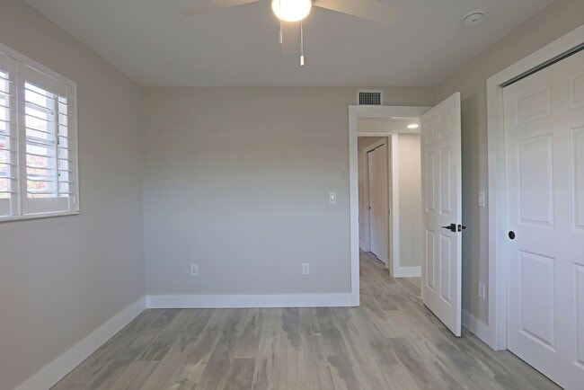 Building Photo - AVAILABLE NOW