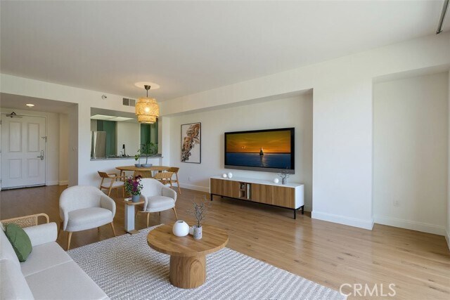 Building Photo - 850 E Ocean Blvd