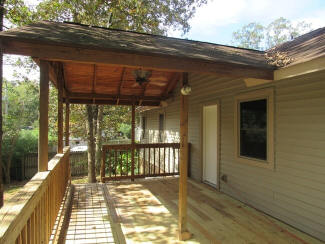 Building Photo - Contact Peggy  501 676 1758 or Heather 501...