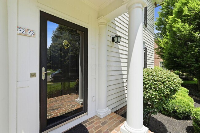 Building Photo - 7273 Berkley Square S