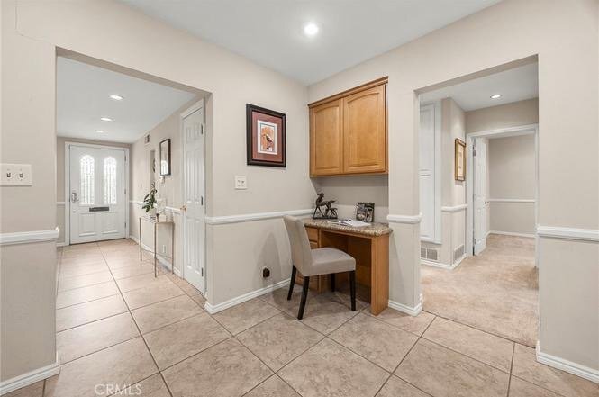 Building Photo - 212 Barranca Dr