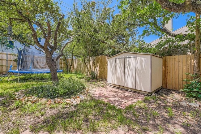 Building Photo - 7301 Saralee Trail