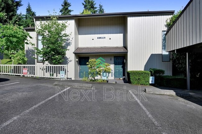 Building Photo - 3414 108th Pl NE