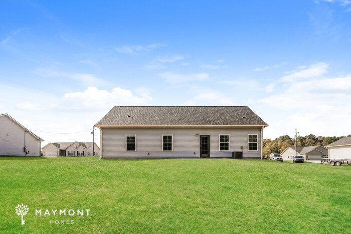 Building Photo - 1374 Oak Ln
