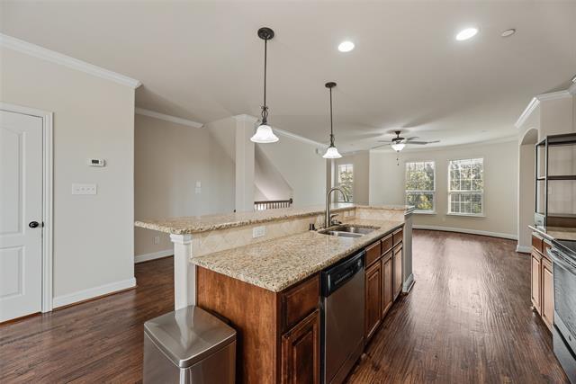 Building Photo - 2500 Rockbrook Dr