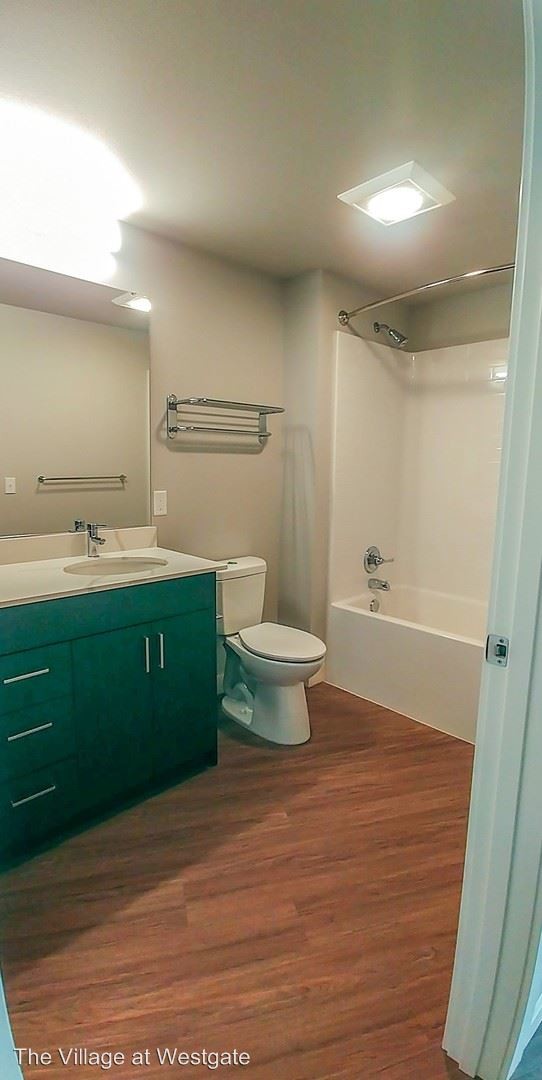 Building Photo - 10032 Edmonds Way