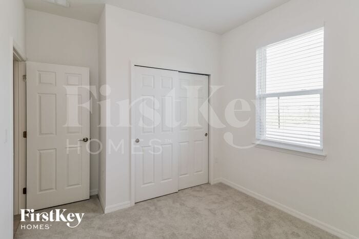 Building Photo - 230 Windsor Reserve Dr