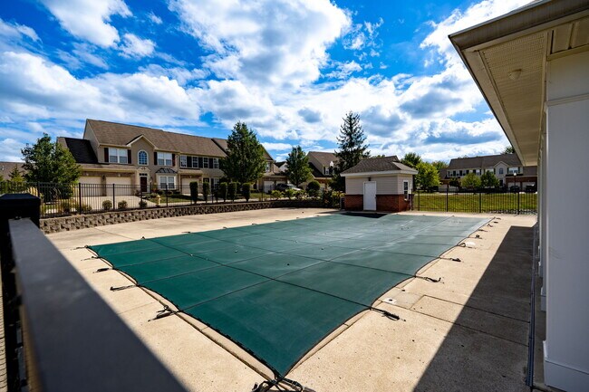 Building Photo - 2652 Harrison Ln