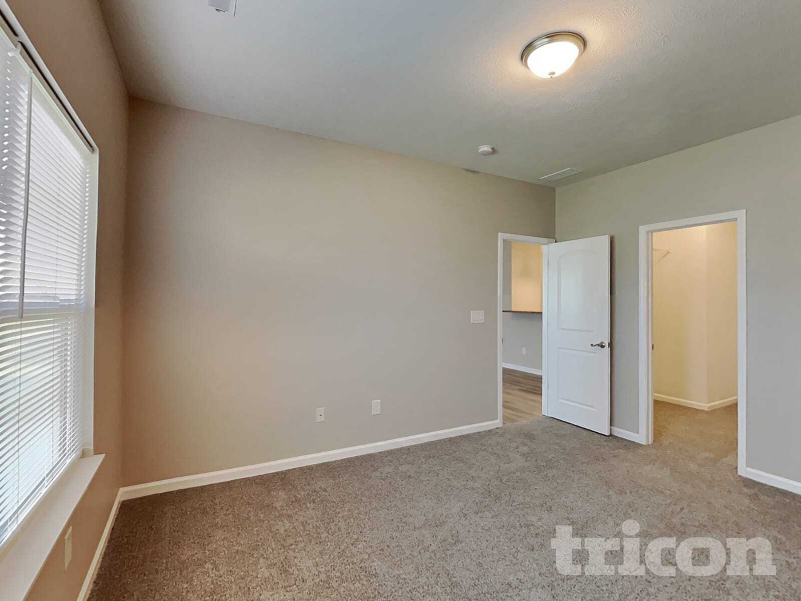 Building Photo - 10726 Crane Dr