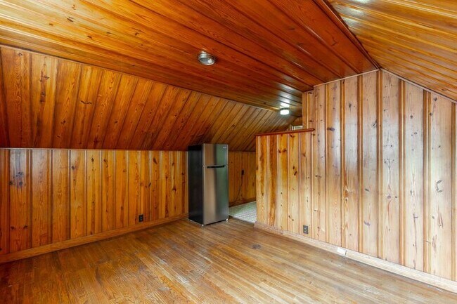 Building Photo - 538 Wando Dr