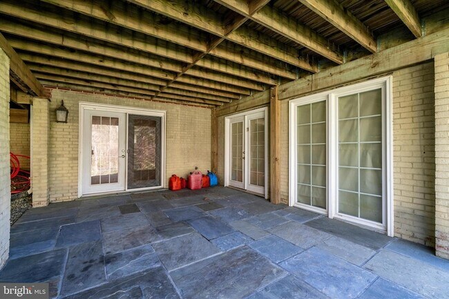 Building Photo - 12929 Esworthy Rd