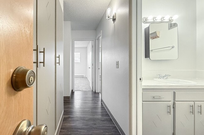Interior Photo - Casa Grande Apartments