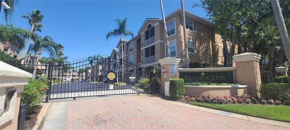 Primary Photo - 1103 Bay Club Cir