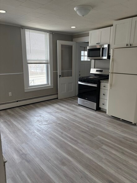 New kitchen Floor - 1107 Bridge St