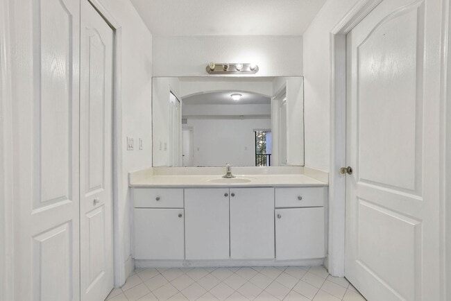 Building Photo - 22721 SW 88 Pl