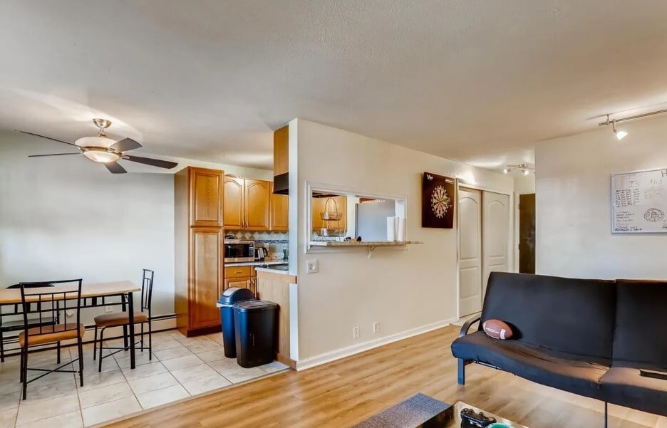 Building Photo - 1233 N Ogden St