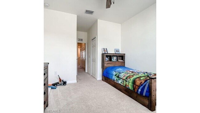 Building Photo - 2728 Blossom Wy