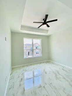 Building Photo - 5316 N Crown Point