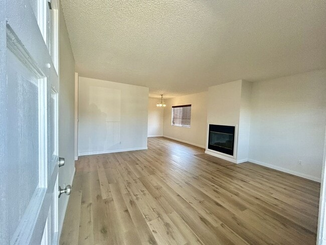 Building Photo - Spacious 2-Bedroom, 2-Bath Apartment – Ground Level! 90710! Move In Special - $1.000.00 Off One M...