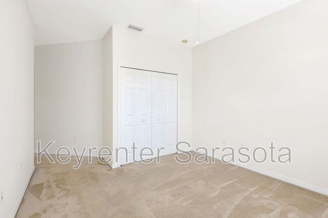Building Photo - 4480 Streamside Ct