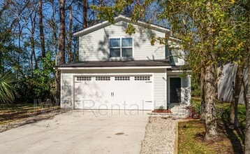 Building Photo - 525 Meteor St