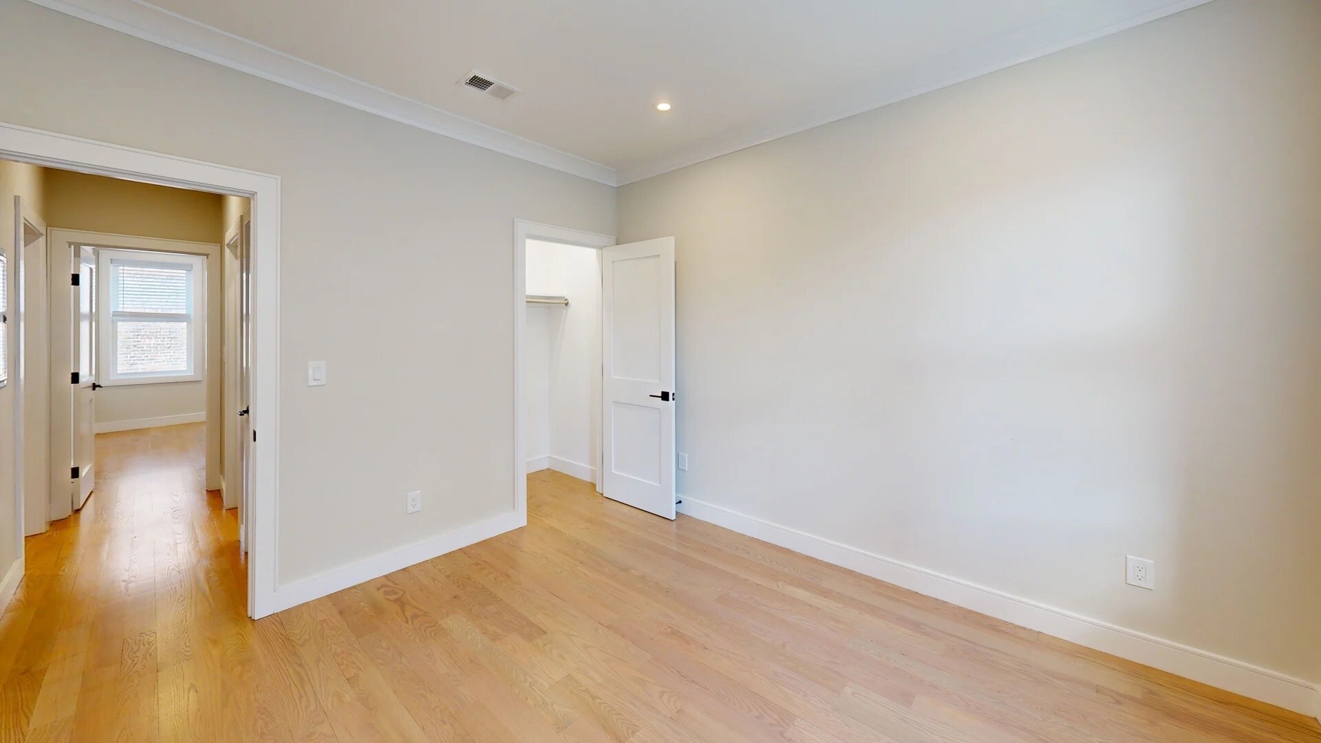 Building Photo - 164 Allston St