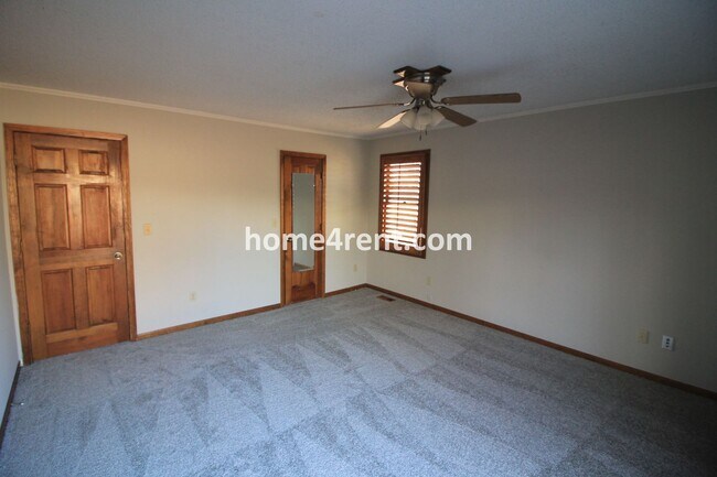 Building Photo - Bedrooms on the Main Level w/ Finished Wal...