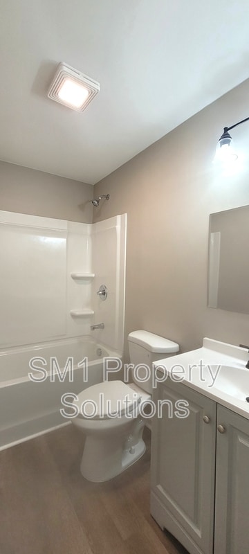 Building Photo - 1417 Ardmore Dr