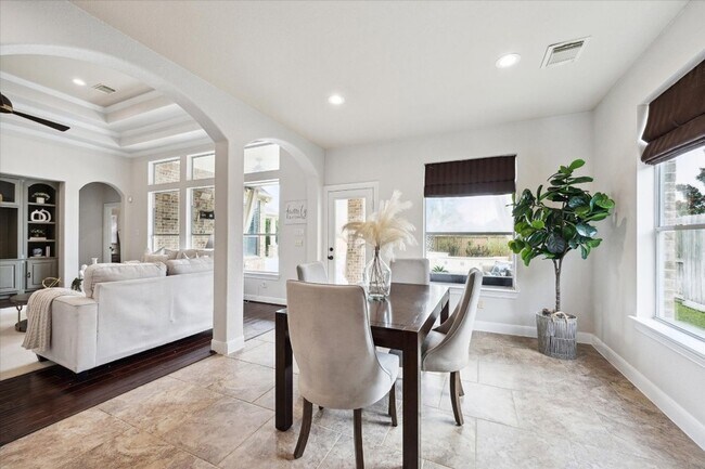 Building Photo - 9914 Slover Creek Ln