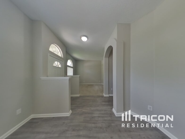 Building Photo - 4305 Ripken Cir W