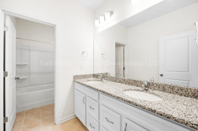 Building Photo - 5720 Rivulet Wy
