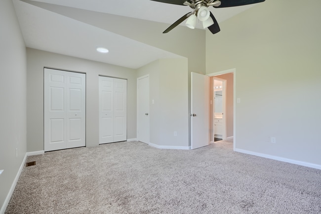 Building Photo - 3419 Clairborne Way