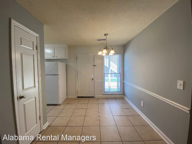 Building Photo - 4419 Torrance Dr NW