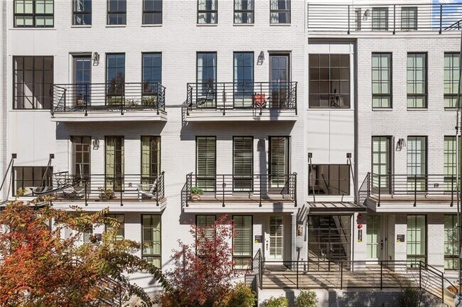 Building Photo - 1272 Longreen Ter NW