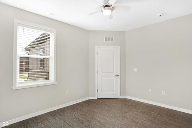 Building Photo - 1964 Sawgrass Dr