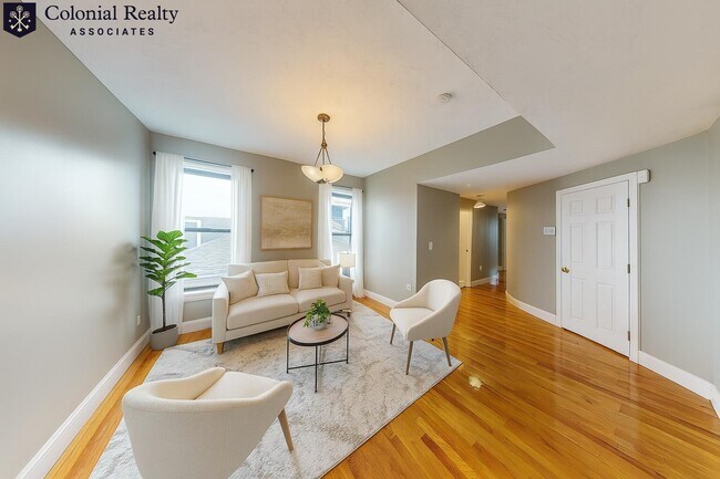 Building Photo - 17 Highgate St