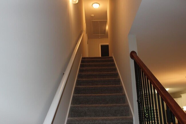 Building Photo - 4301 Chads Park Dr