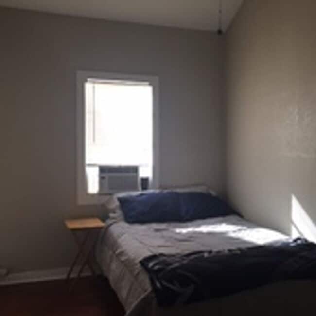 Building Photo - Pre Leasing for Fall 2026!!